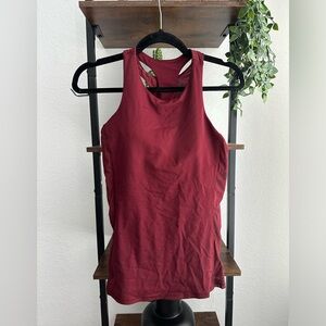 Women’s Lululemon bra‎ tank size 6 (medium) maroon color.